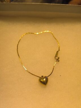 Delicate Gold Heart Charm Bracelet for Women